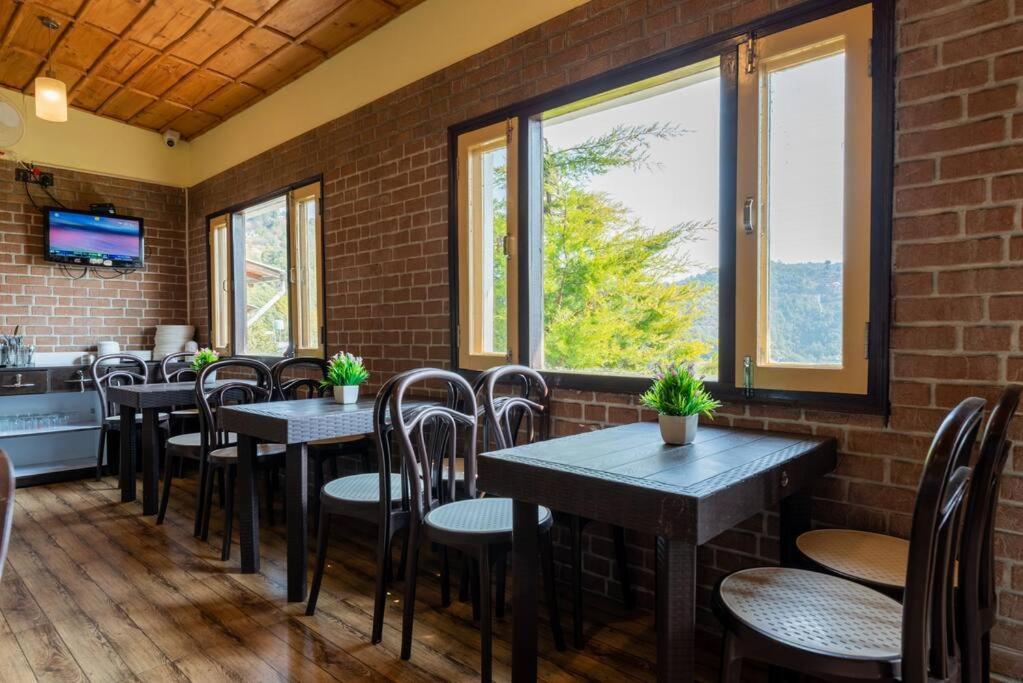 Dream Cottage 3 Pet-Friendly 2Br W Mountain View Mukteshwar Dış mekan fotoğraf